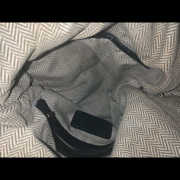 Handbag - Picture 3 of 4